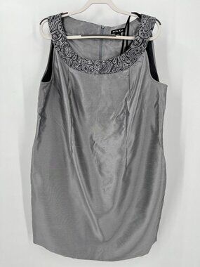Dana Kay  Ladies Silver Dress Size 20 Black Paisley Trim
